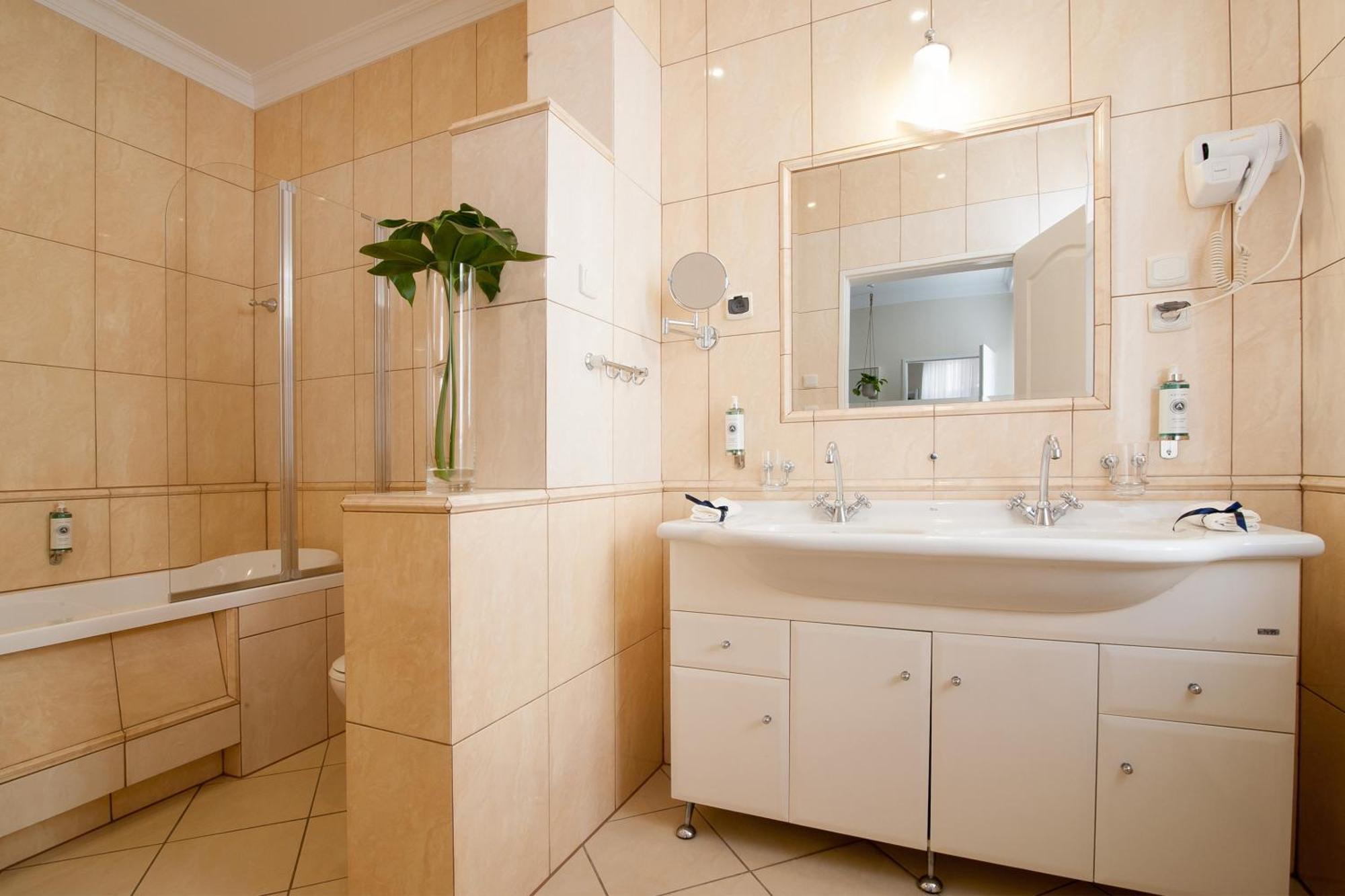 Hotel Awo Gniezno
